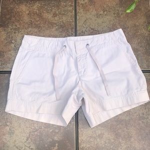 GAP Off White Cream Tan Shorts